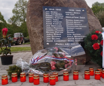 Odhalenie pamätníka obetiam I. a II. sv. vojny