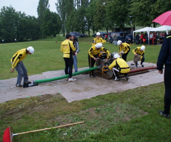 Nočná hasičská súťaž 2012
