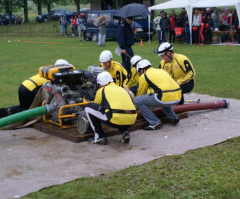 Nočná hasičská súťaž 2012