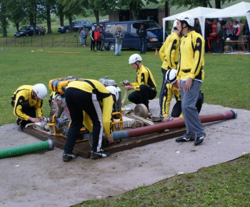 Nočná hasičská súťaž 2012