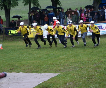 Nočná hasičská súťaž 2012