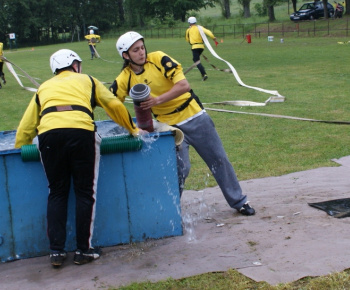 Nočná hasičská súťaž 2012