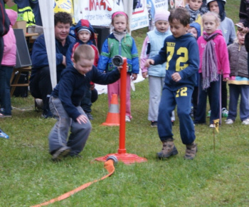 Nočná hasičská súťaž 2012