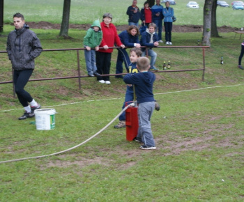 Nočná hasičská súťaž 2012