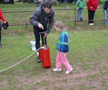Nočná hasičská súťaž 2012