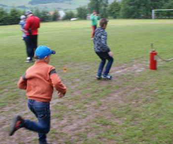 Nočná hasičská súťaž 2012