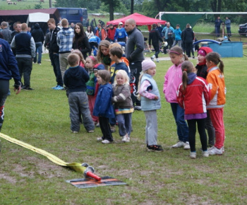 Nočná hasičská súťaž 2012