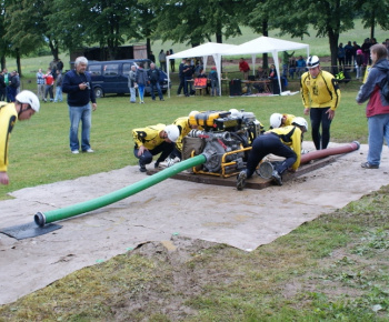 Nočná hasičská súťaž 2012